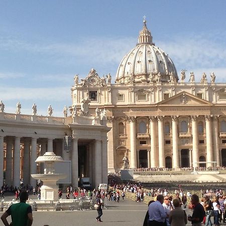 Una Notte Ai Musei Vaticani Lejlighed Rom Eksteriør billede